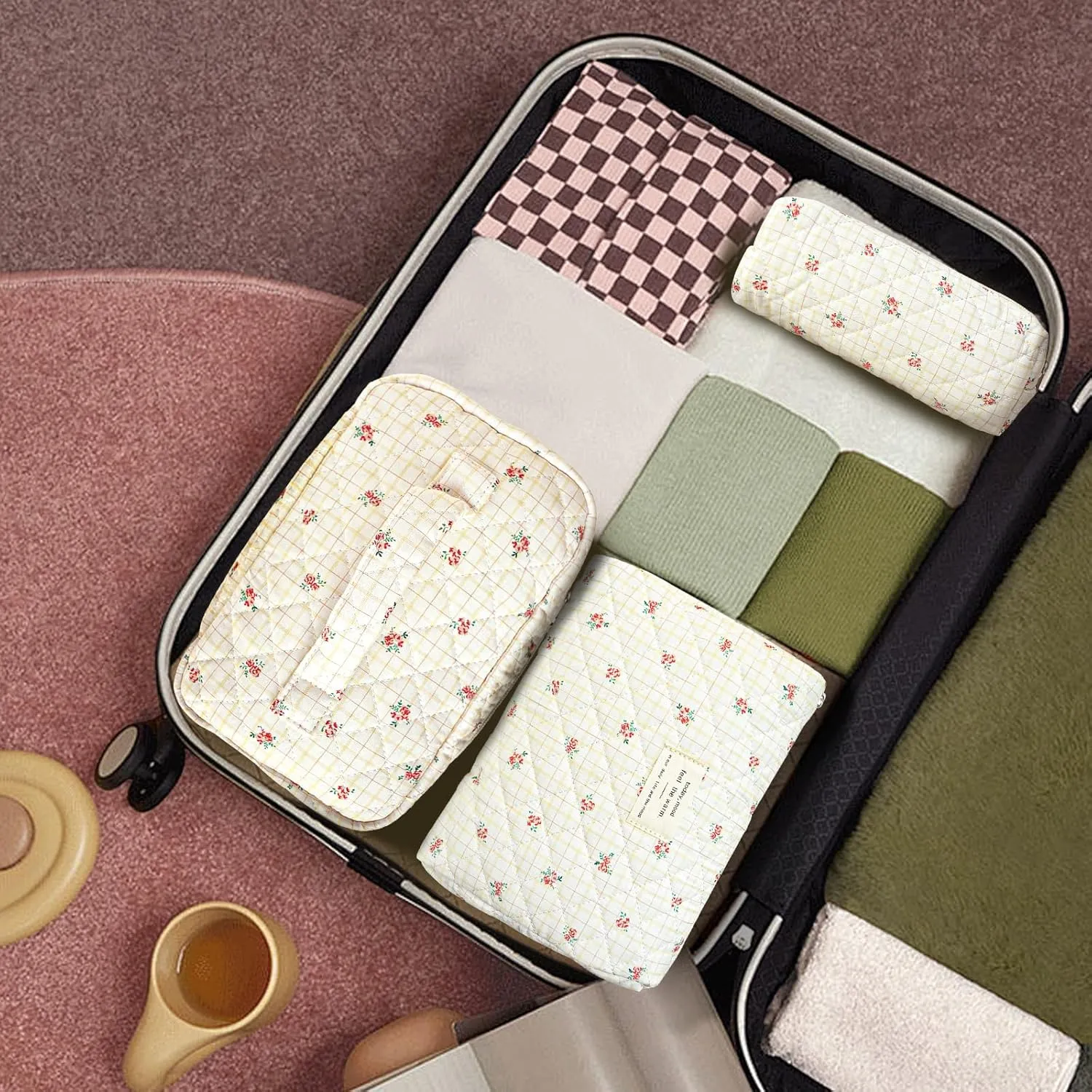 3Pcs Cotton Quilted Makeup Bag Large Travel Cosmetic Bag Coquette Makeup Pouch Cute Aesthetic Floral Toiletry Bag for Women Girls