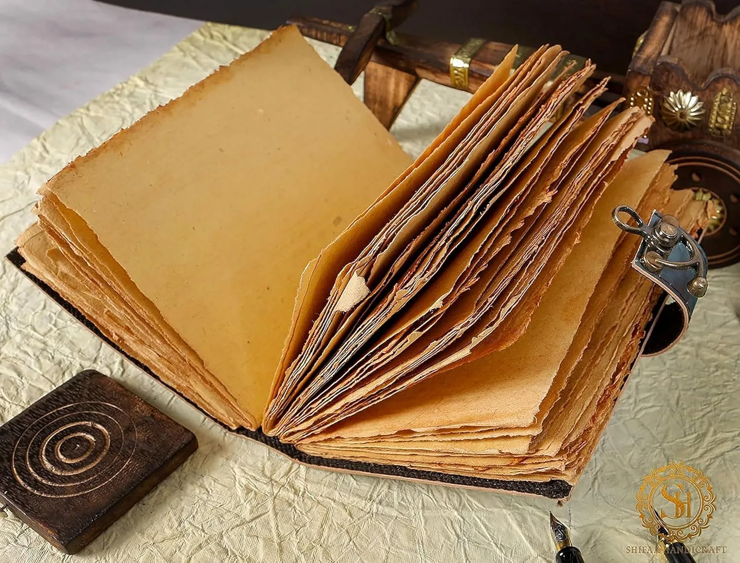 Blank Spell Book Of Shadows Journal With Lock Clasp Prop Vintage Handmade Leather Diary Embossed Prayer Pagan Antique Witchcraft Supplies Wiccan Notebook Daily Witch Gifts Mystic Greek Mythology Goddess (8x6)