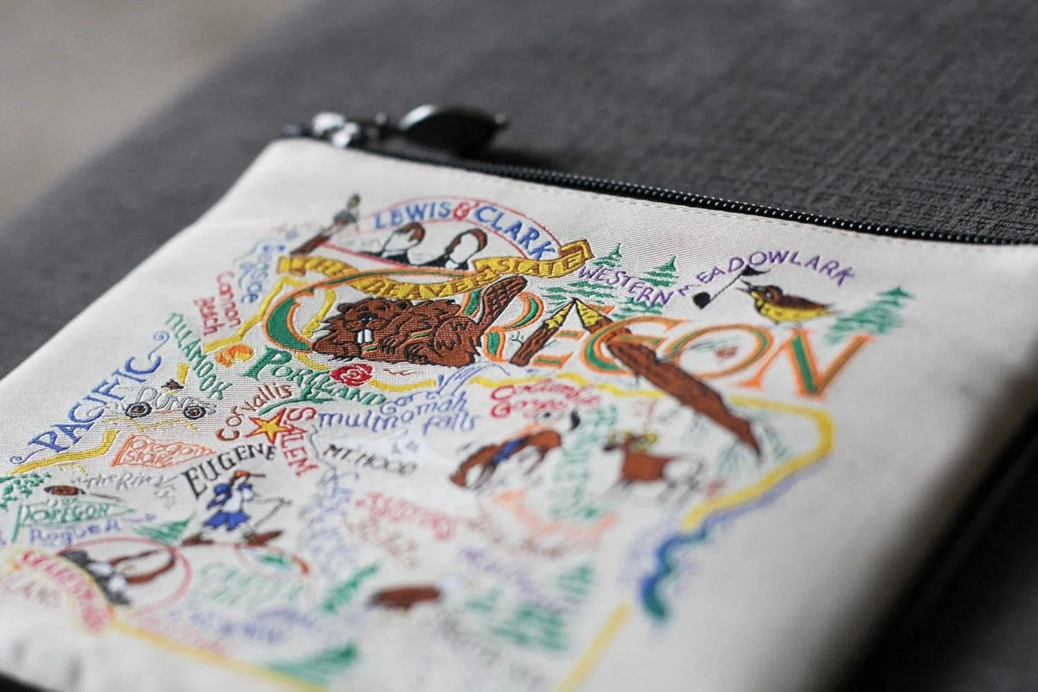 Catstudio Oregon Zipper Pouch Purse | Holds Your Phone, Coins, Makeup, Dog Treats, & Tech Tools