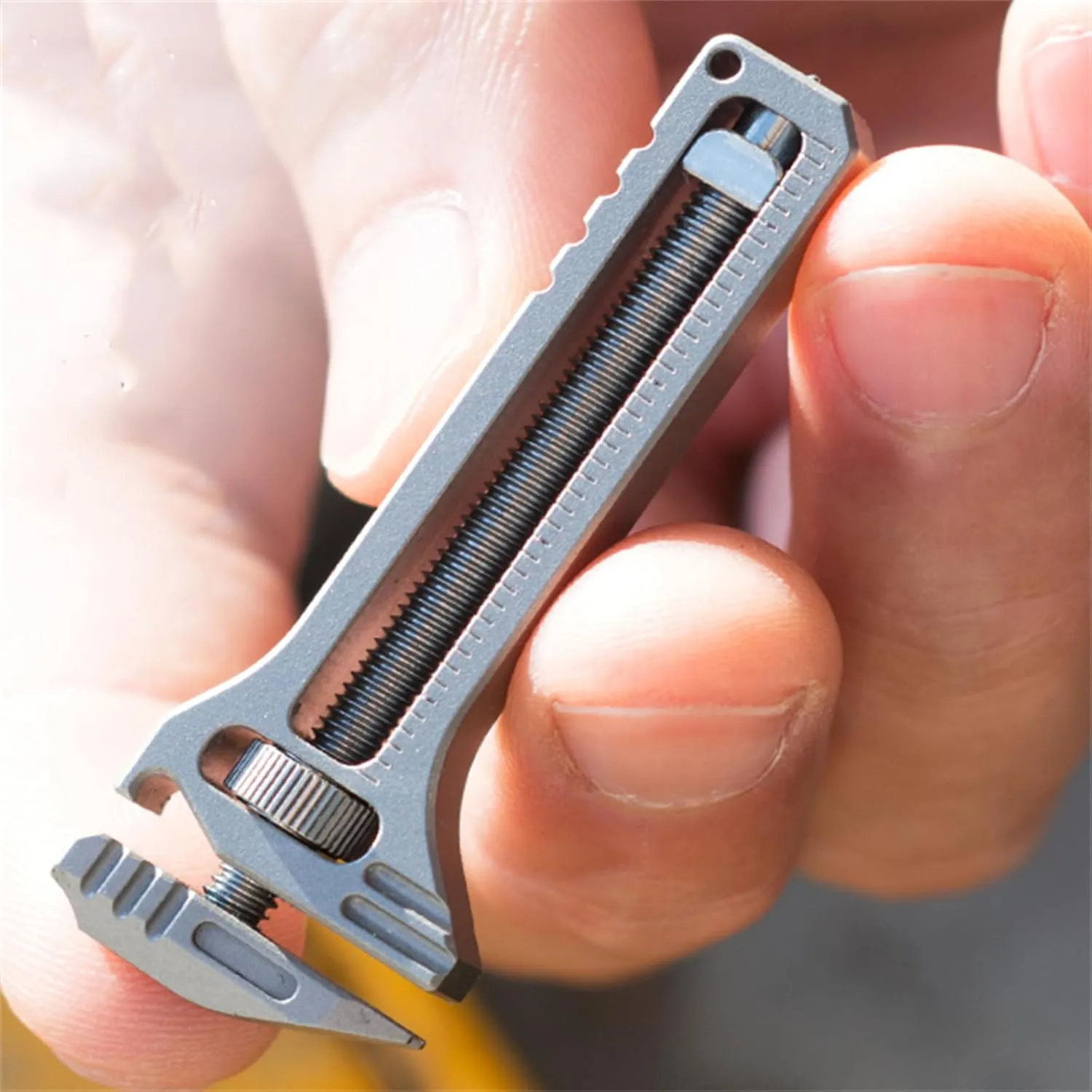 Compact Titanium Multitool, Compact Titanium Multitool Wrench, Multifunctional Adjustable Wrench Alloy Tool, Mini Portable Bottle Opener, For Outdoor Camping Hiking Backpacking Repairing (4, silver)