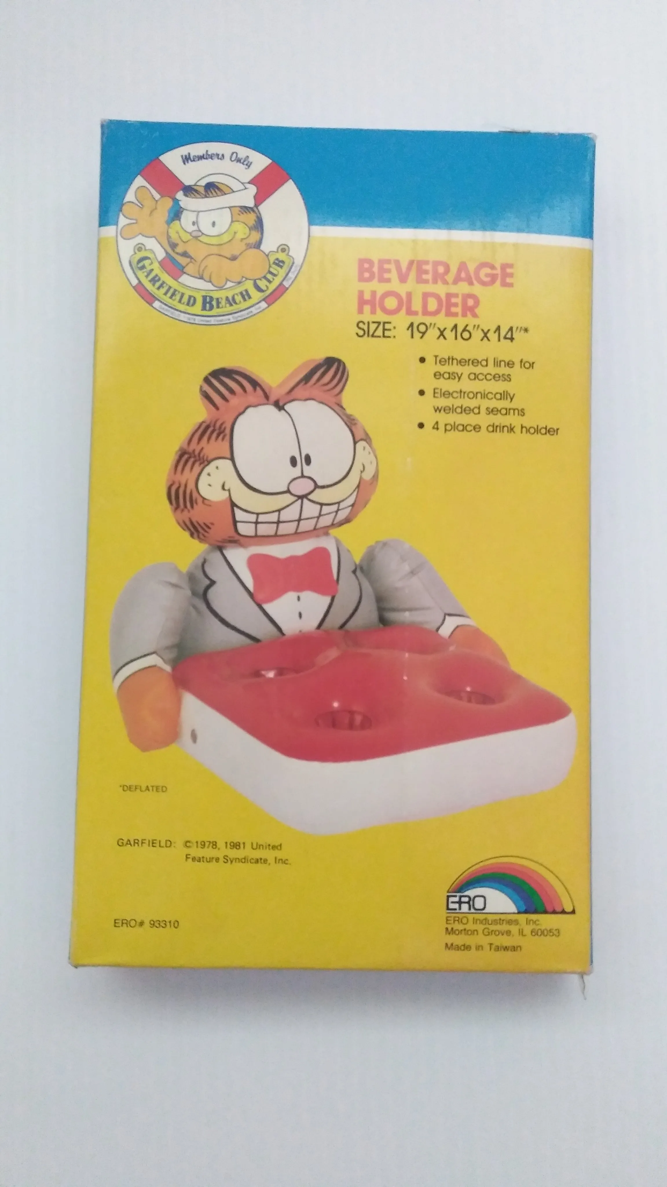 Garfield Inflatable Beverage Holder