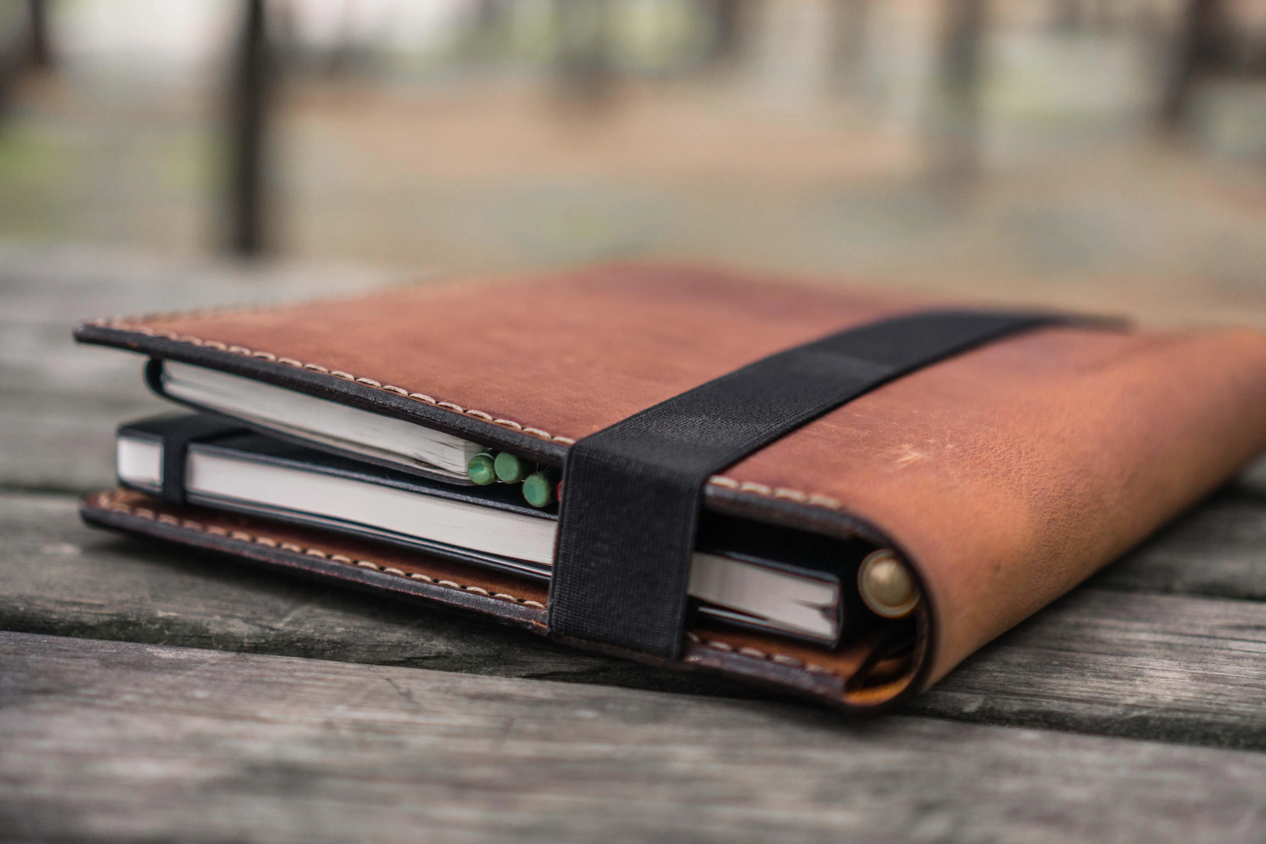 iPad Air/Pro & Extra Large Moleskine Cover - Crazy Horse Tan