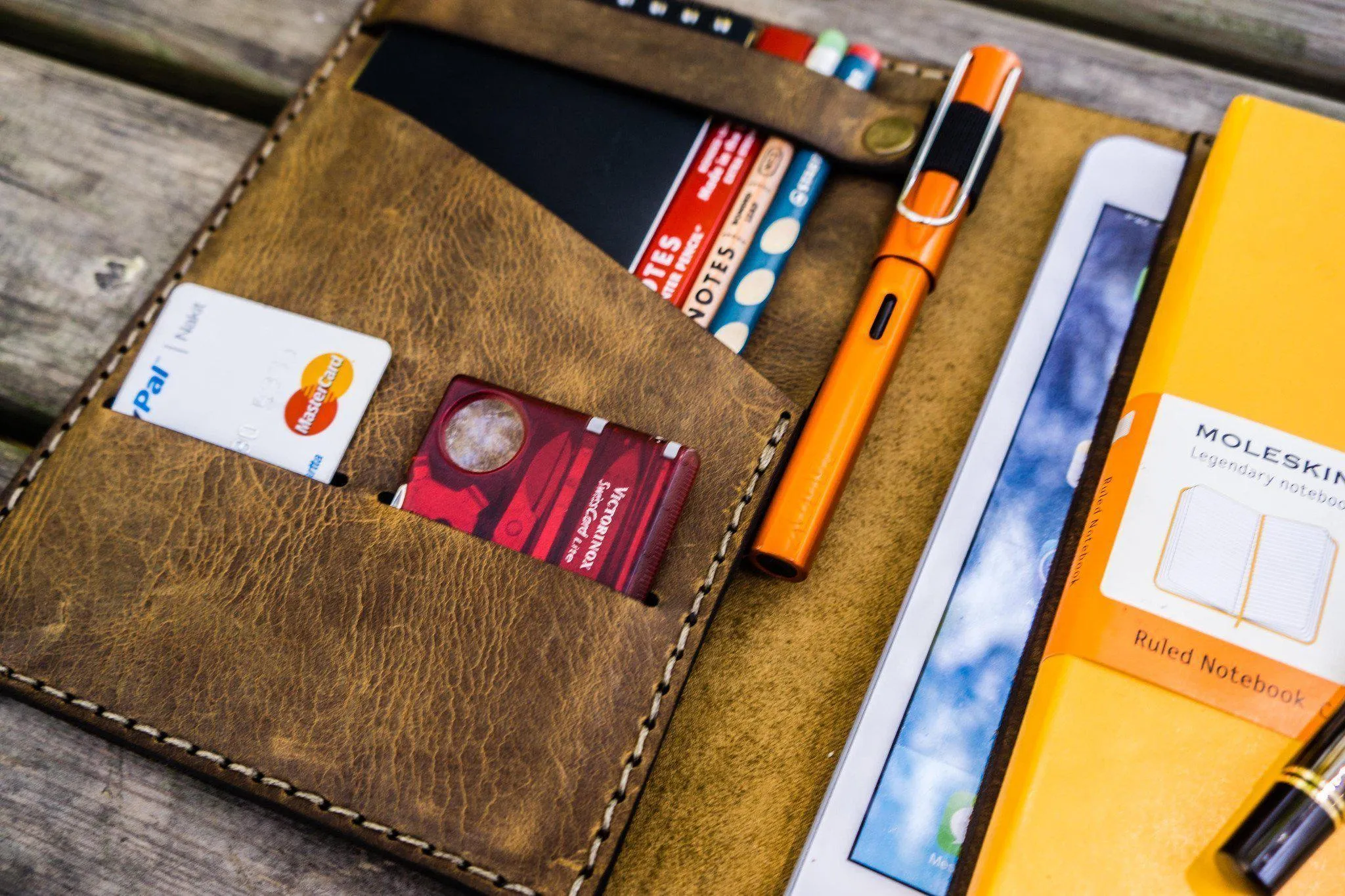 Leather Hobonichi Cousin A5 Planner Cover - Crazy Horse Brown