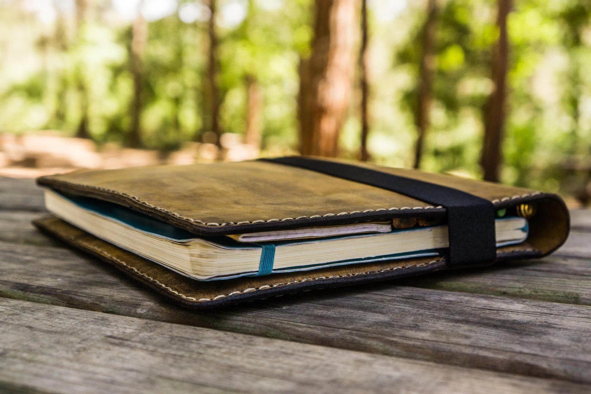 Leather Leuchtturm1917 B5 Notebook & iPad Air/Pro Cover - Crazy Horse Leather