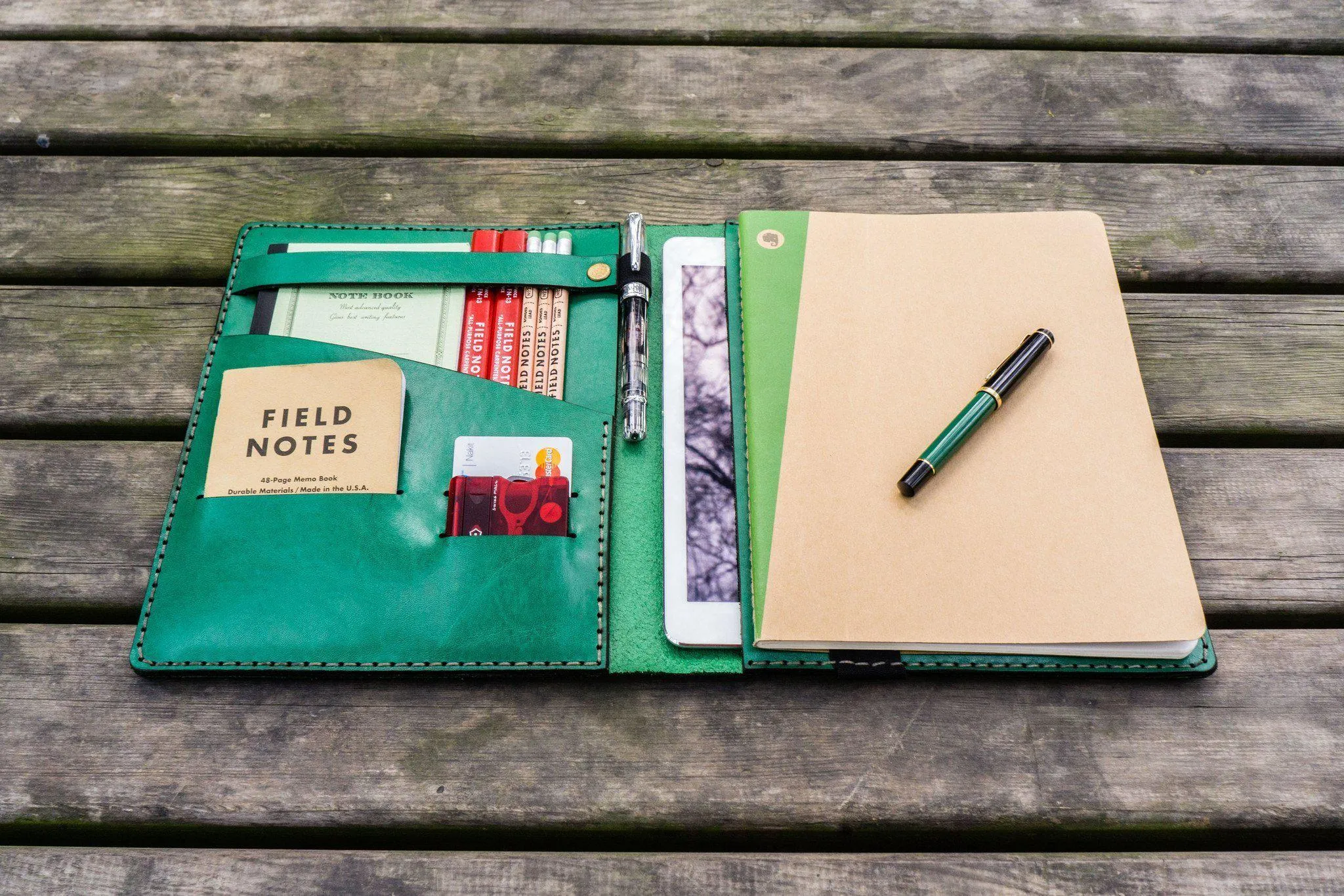 Leather Leuchtturm1917 B5 Notebook & iPad Air/Pro Cover - Green