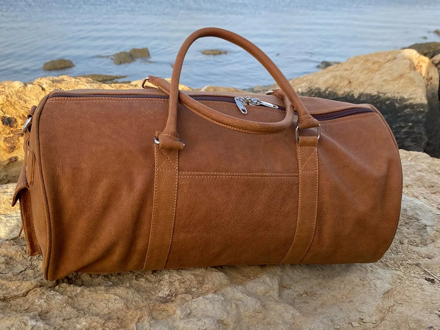 Leather Travel Duffel Weekender Bag Carry on Overnight Bag Sports Duffle Gym sports keepall shoe clothes holdall bag For men and Women (grain side grip camel)