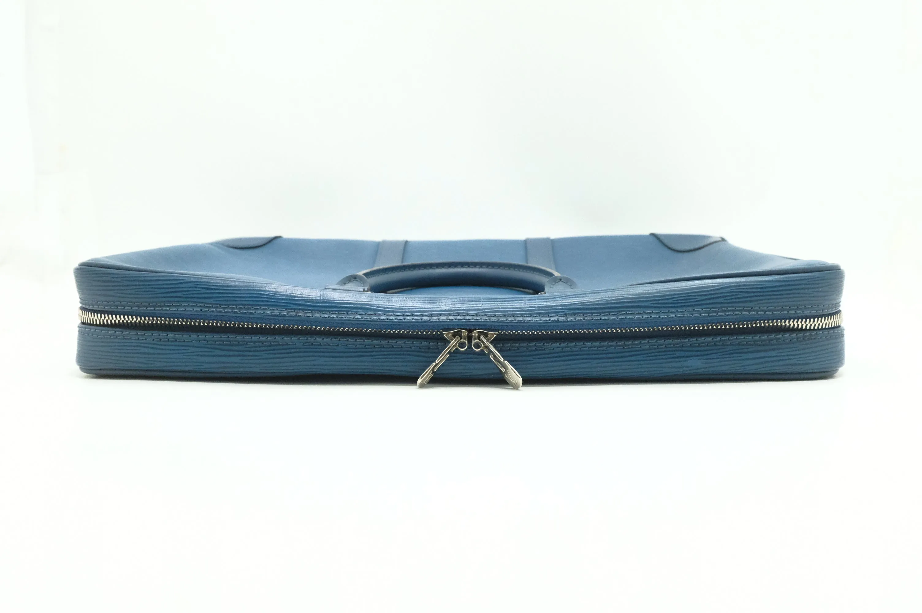 Louis Vuitton Poche Document in Blue Epi Leather