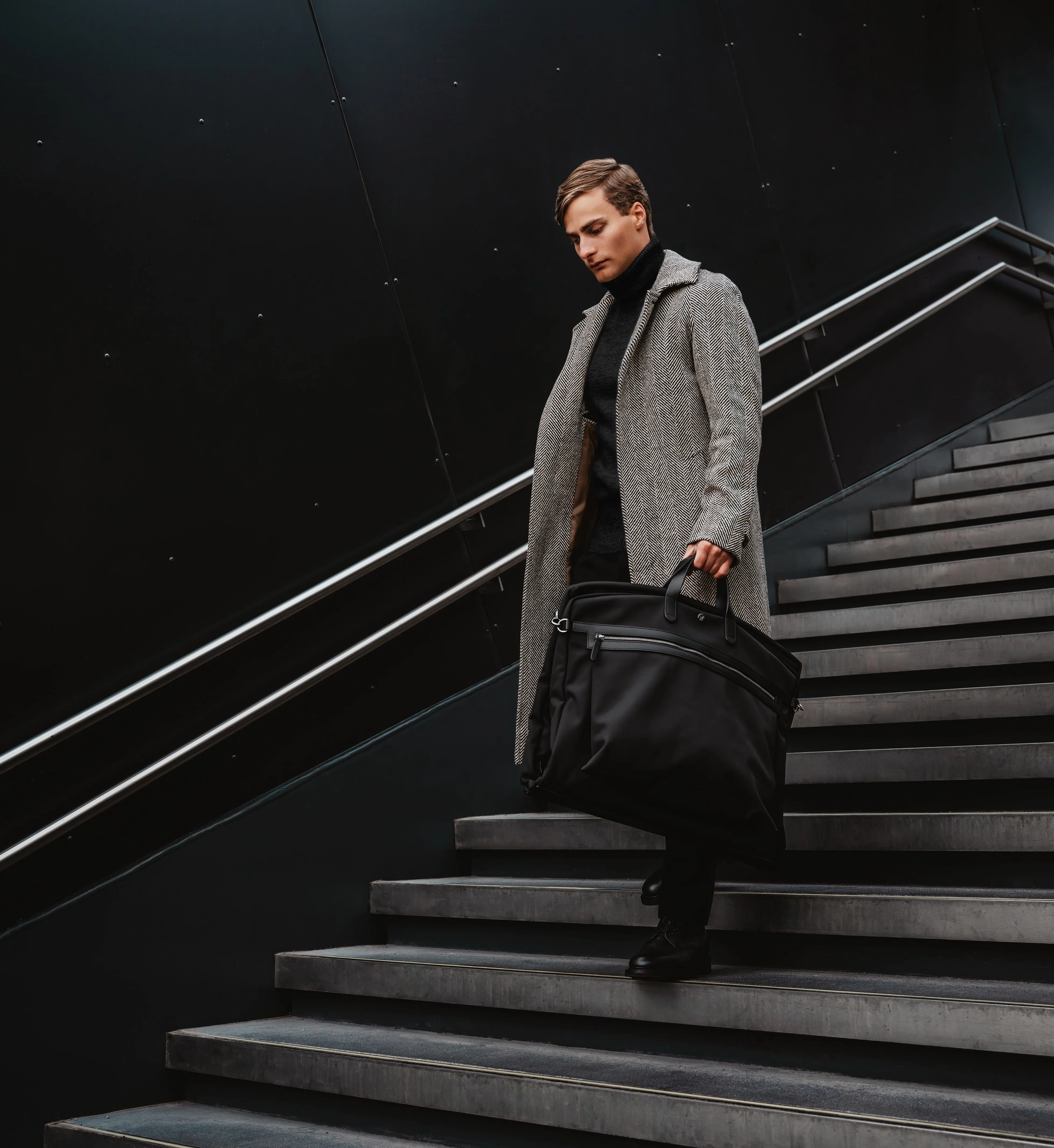 M/S Suit Carrier - Army/Dark Brown