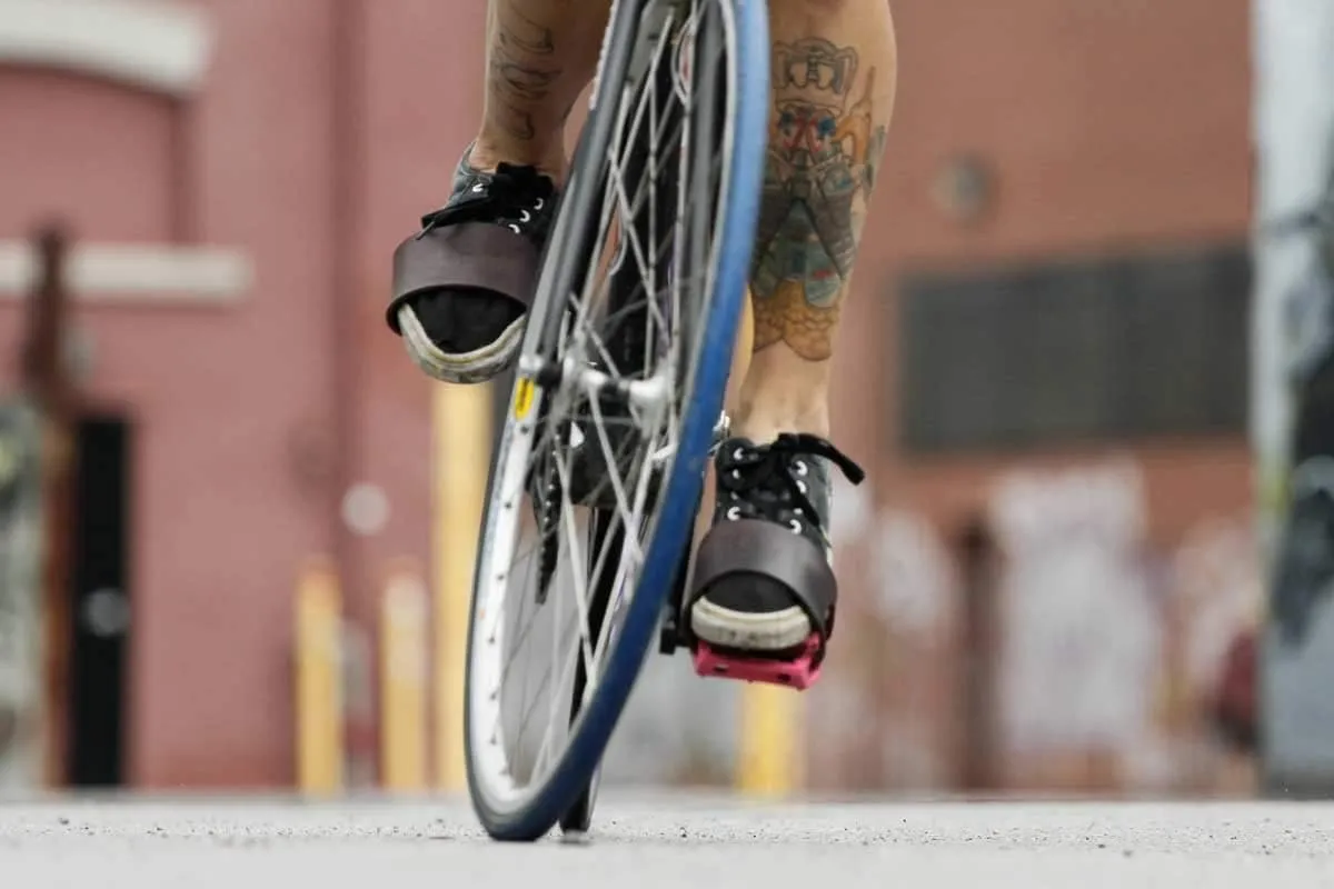 Oopsmark's Pedal Belt Toe Straps for Fixed Gear, Fixie, Single Speed Bikes and Bicycles
