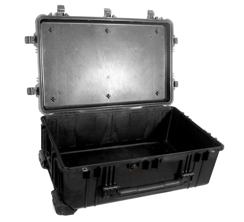 Pelican 1650 Recessed Wheeled Watertight Case