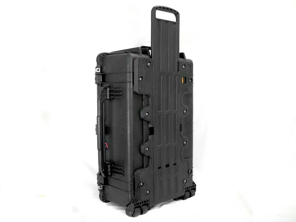 Pelican 1650 Recessed Wheeled Watertight Case