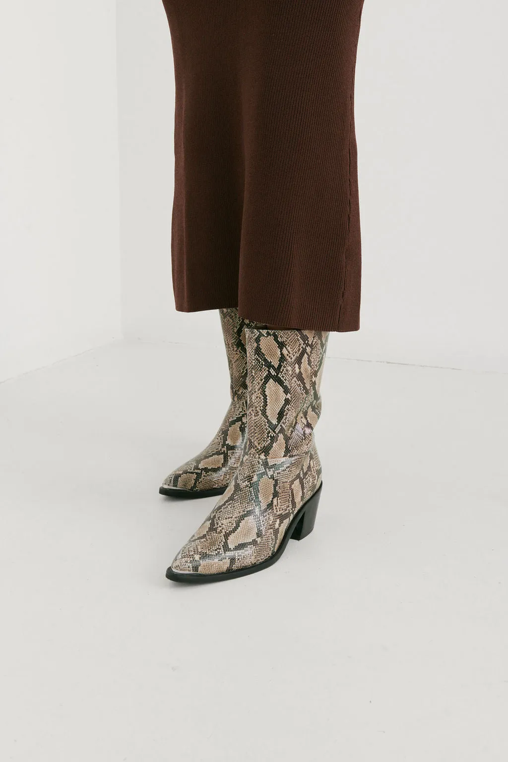 Retreat Boot - Natural Snake
