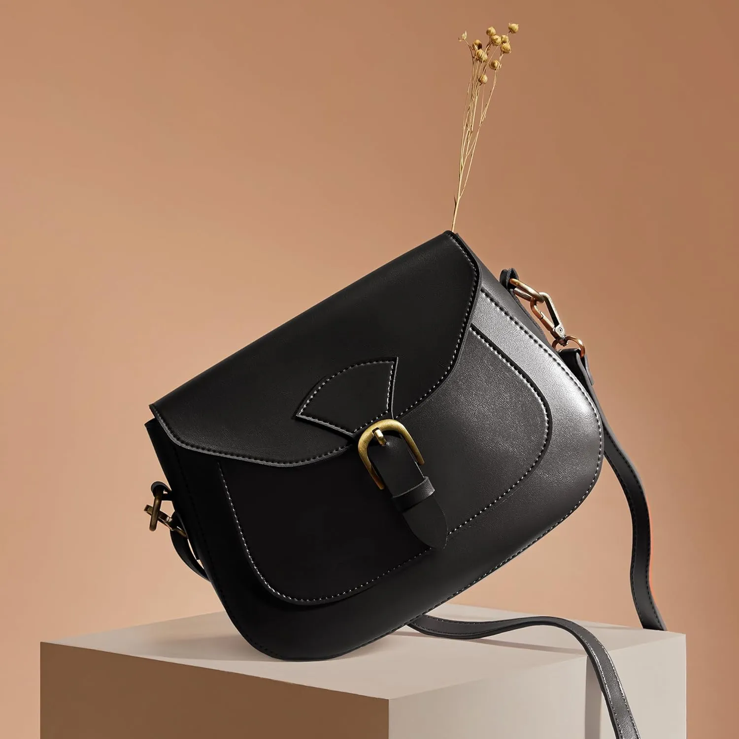 SUNLIGHT LEAVES Vintage Crossbody Saddle Bag For Women Vegan Leather Boho Retro Satchel Simple Handbag Casual Purse