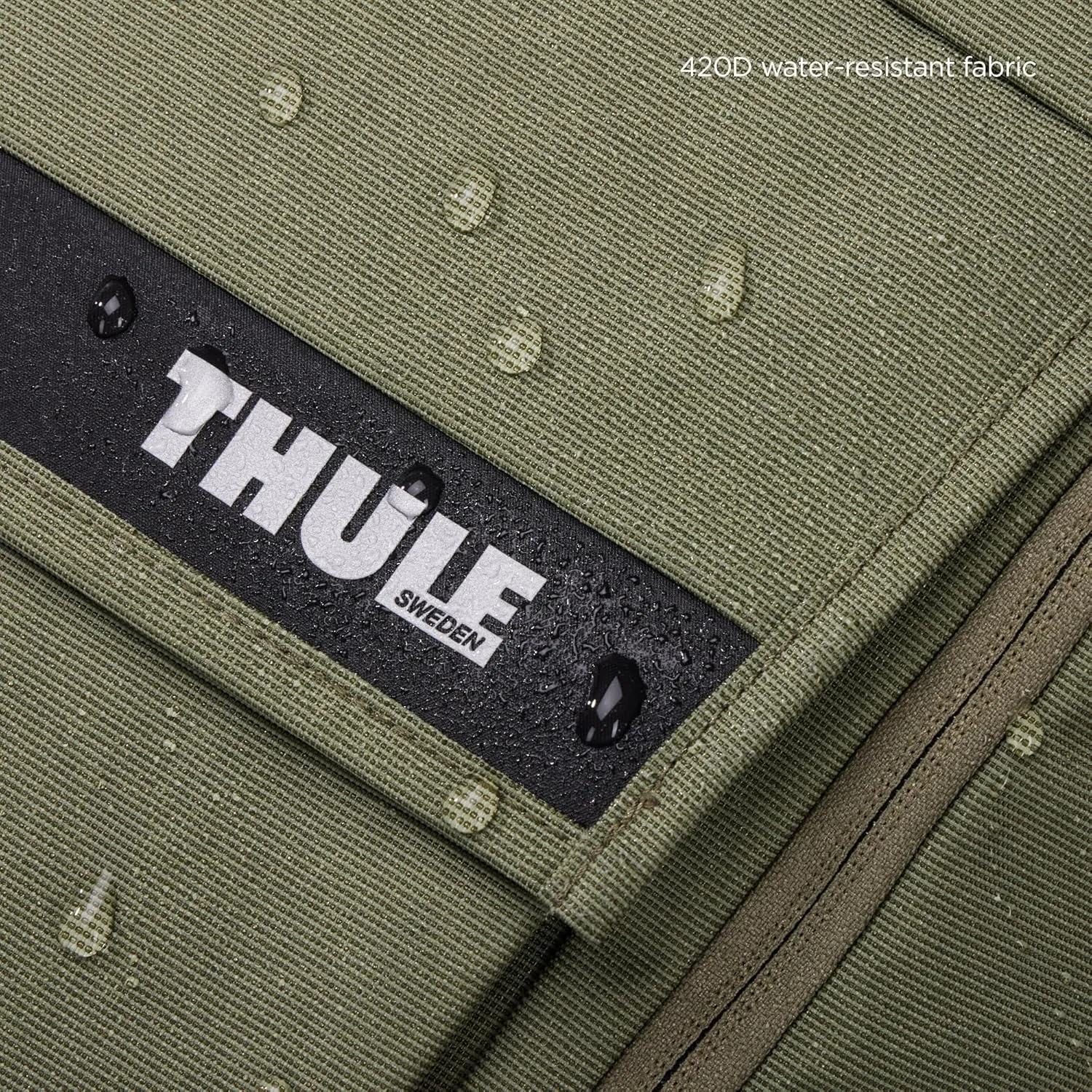 Thule Paramount 24L Backpack - Commuter Backpack with Padded Laptop Sleeve - Fits 16" laptops and 12" Tablets - Thoughtful Layout and Organization, Soft Green