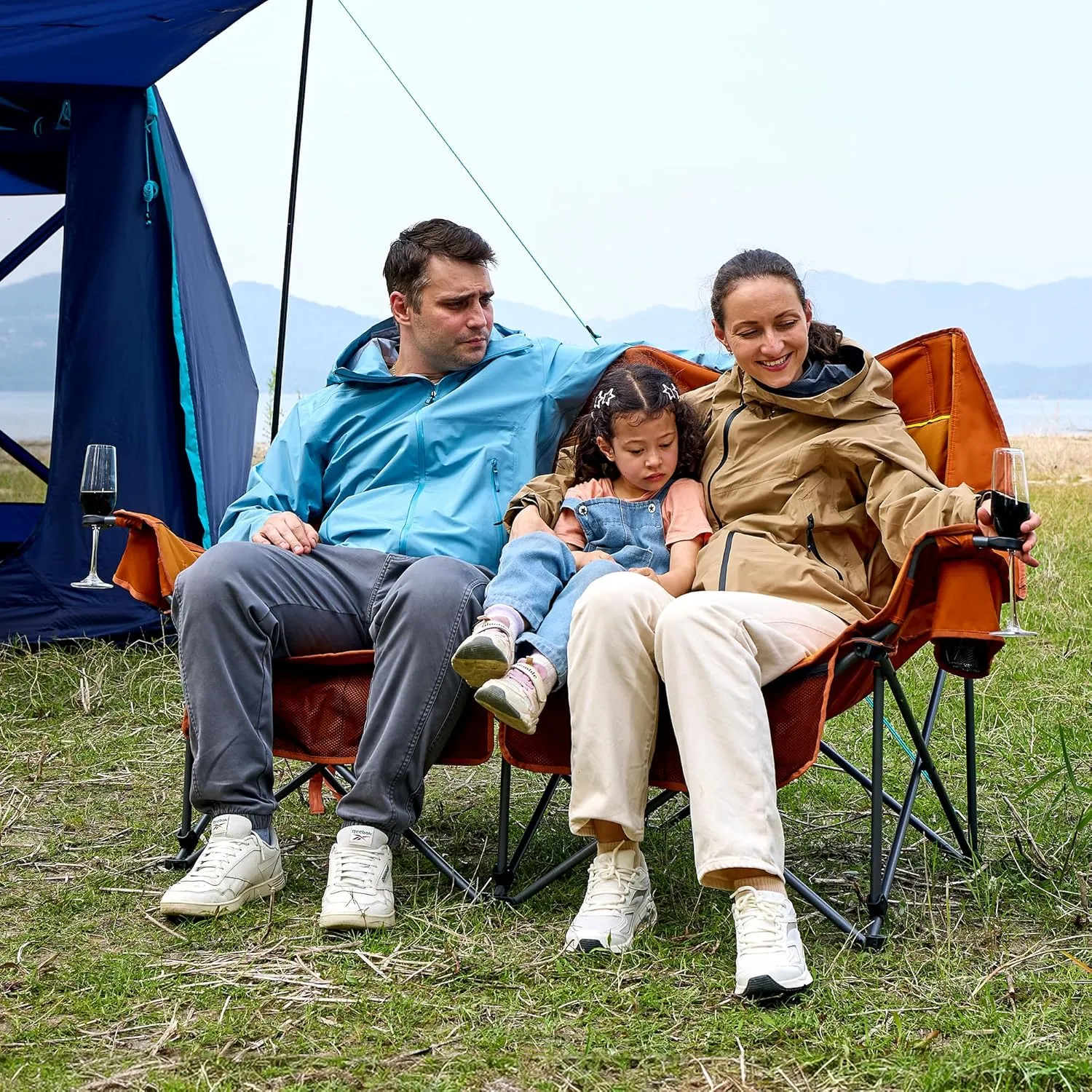 TIMBER RIDGE Double Camping Chair, Heavy Duty Outdoor Folding Camp Couch, Loveseat Camping Chairs Perfect for Campsites, Patio/Lawn, Soccer Games or Other Youth Sports, Supports 800 lbs
