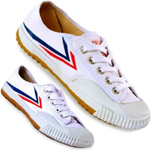 T.O.P ONE Kung Fu Martial Arts Parkour Shoes,Rubber Sole Sneakers-White 33(Child 2.5)